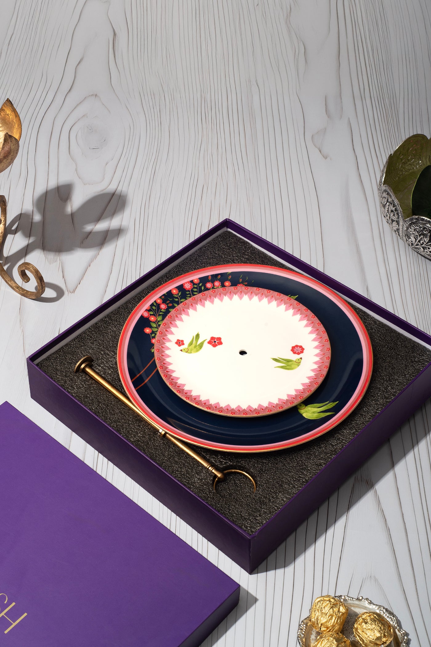 Rakhsha Bandhan Gift Hamper Mausam 2 Tier Cake stand