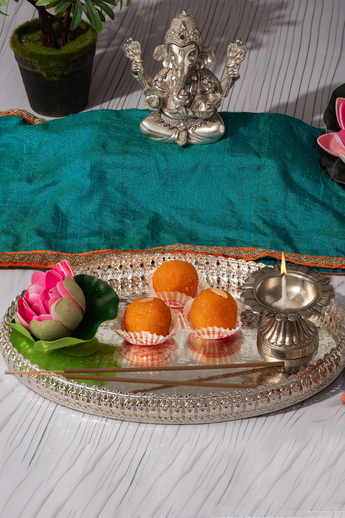 Rakhsha Bandhan Gift Hamper German Silver Oval Tray