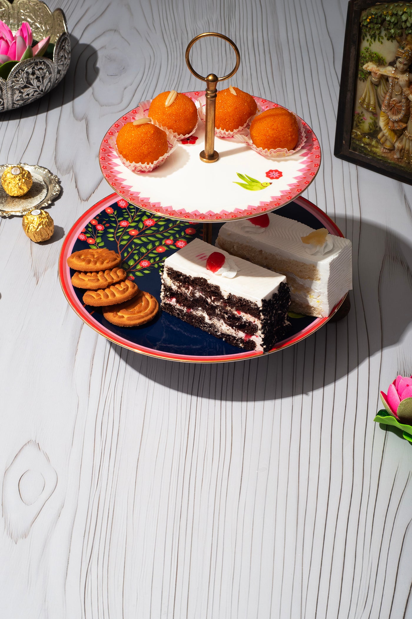 Rakhsha Bandhan Gift Hamper Mausam 2 Tier Cake stand