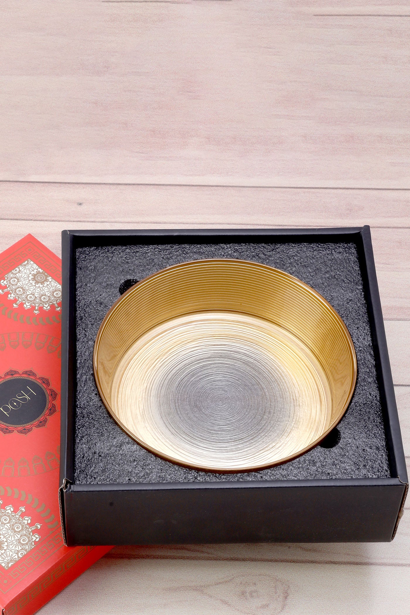 Classic Serving Bowl ( Gold )
