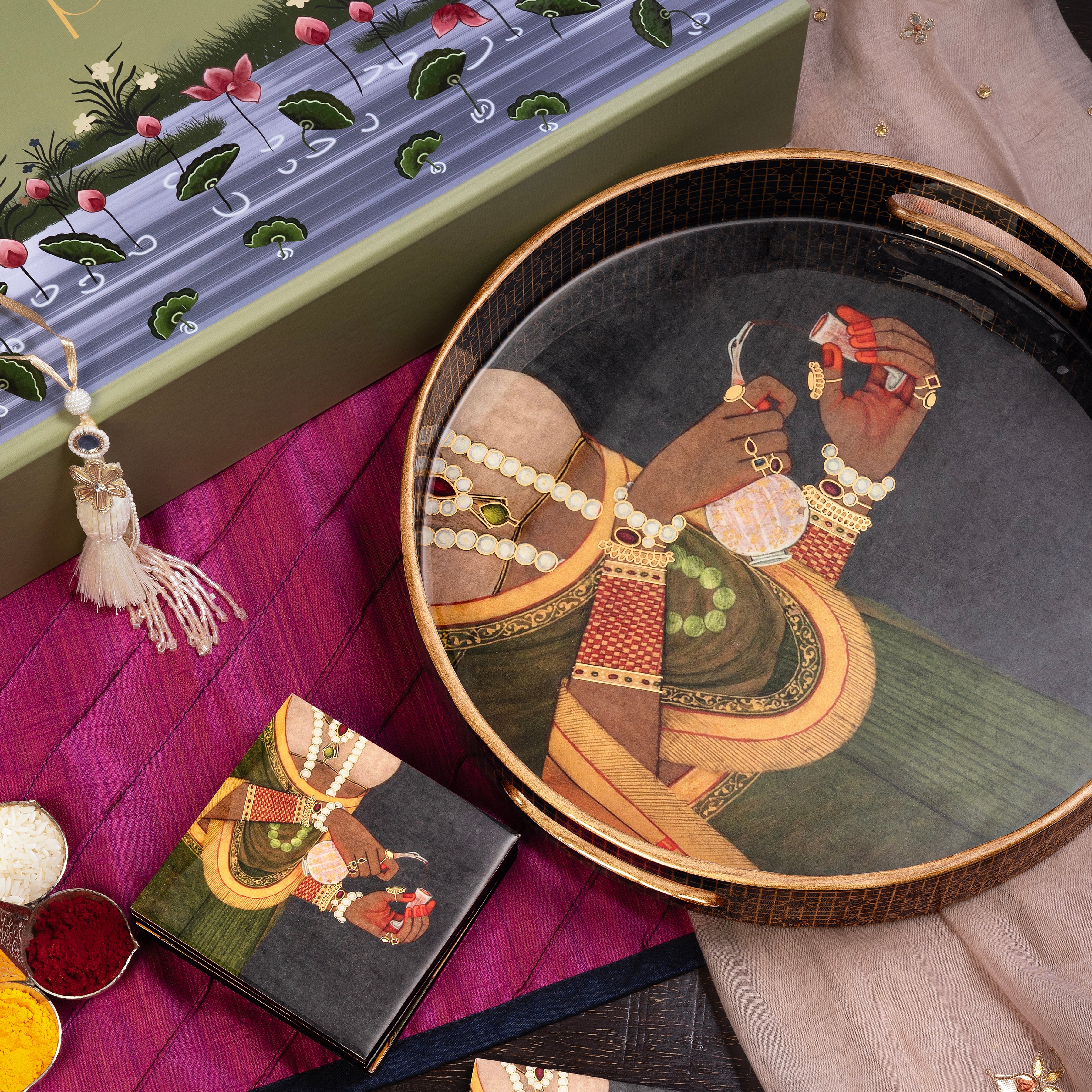 Shringar Round Tray & Coaster Holder (6 coaster) - Gifting