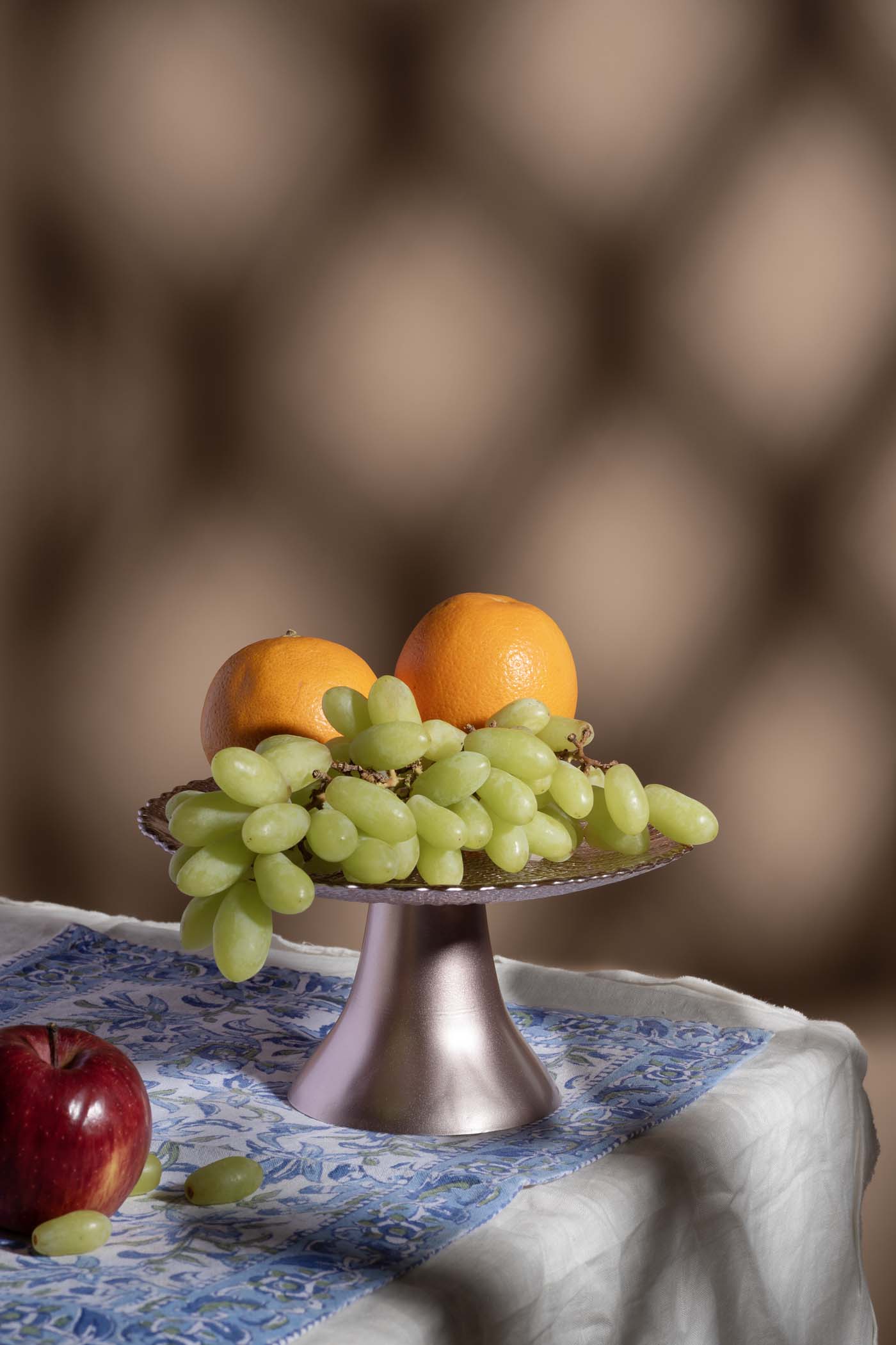 Rakhsha Bandhan Gift Hamper
Classic Cake Stand