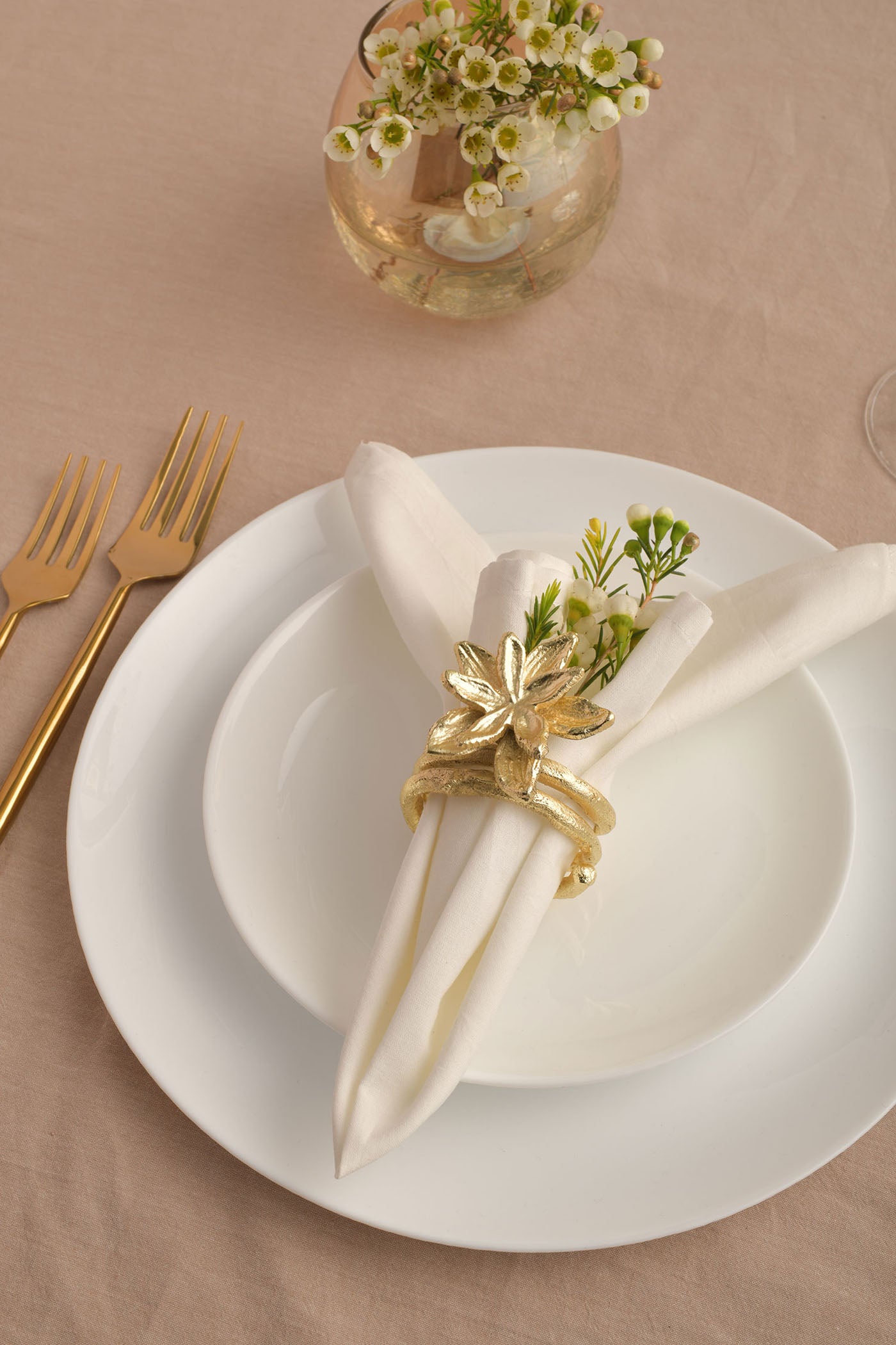 Kumudini Napkin Ring Holder