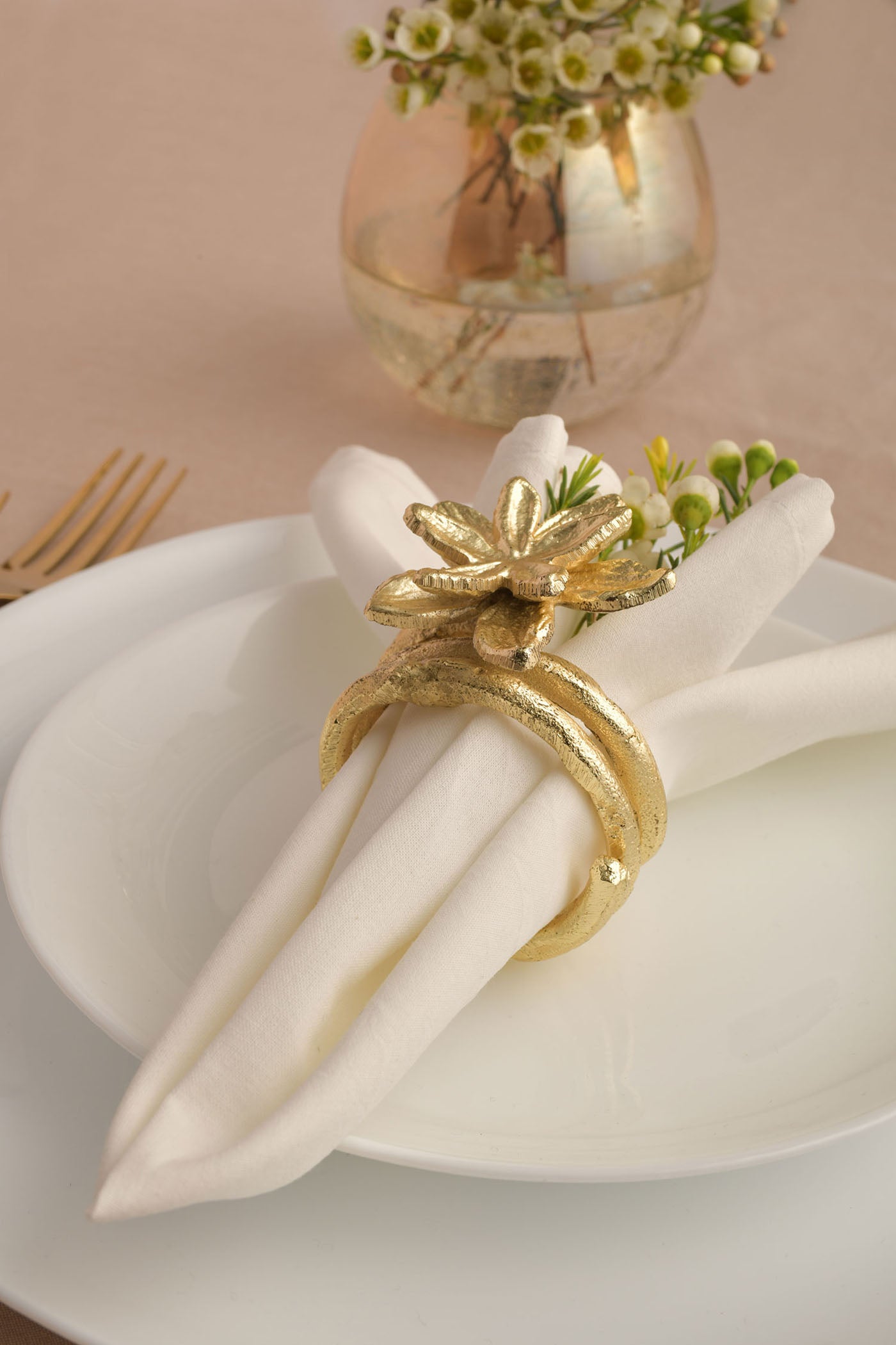 Kumudini Napkin Ring Holder
