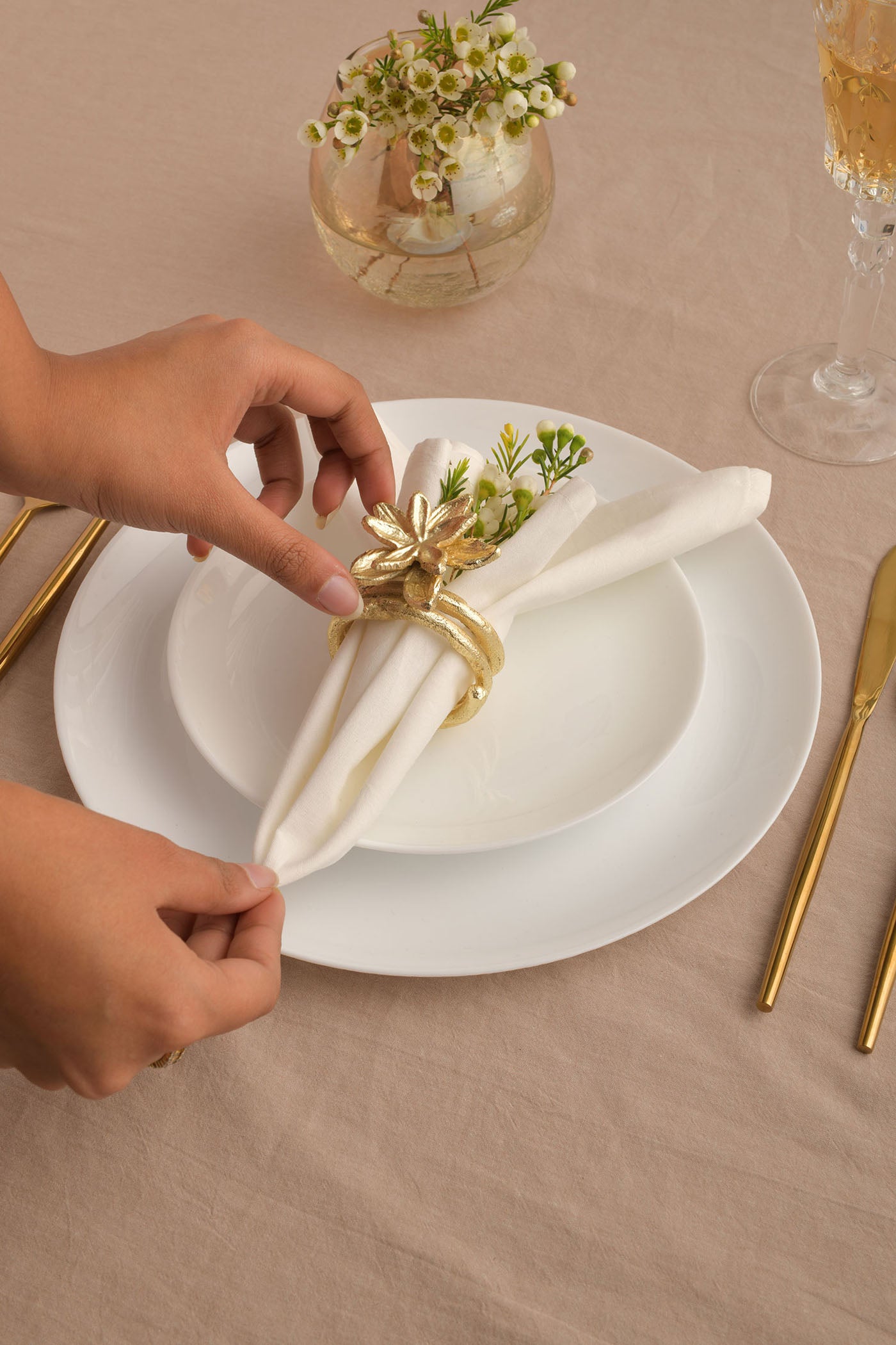 Kumudini Napkin Ring Holder