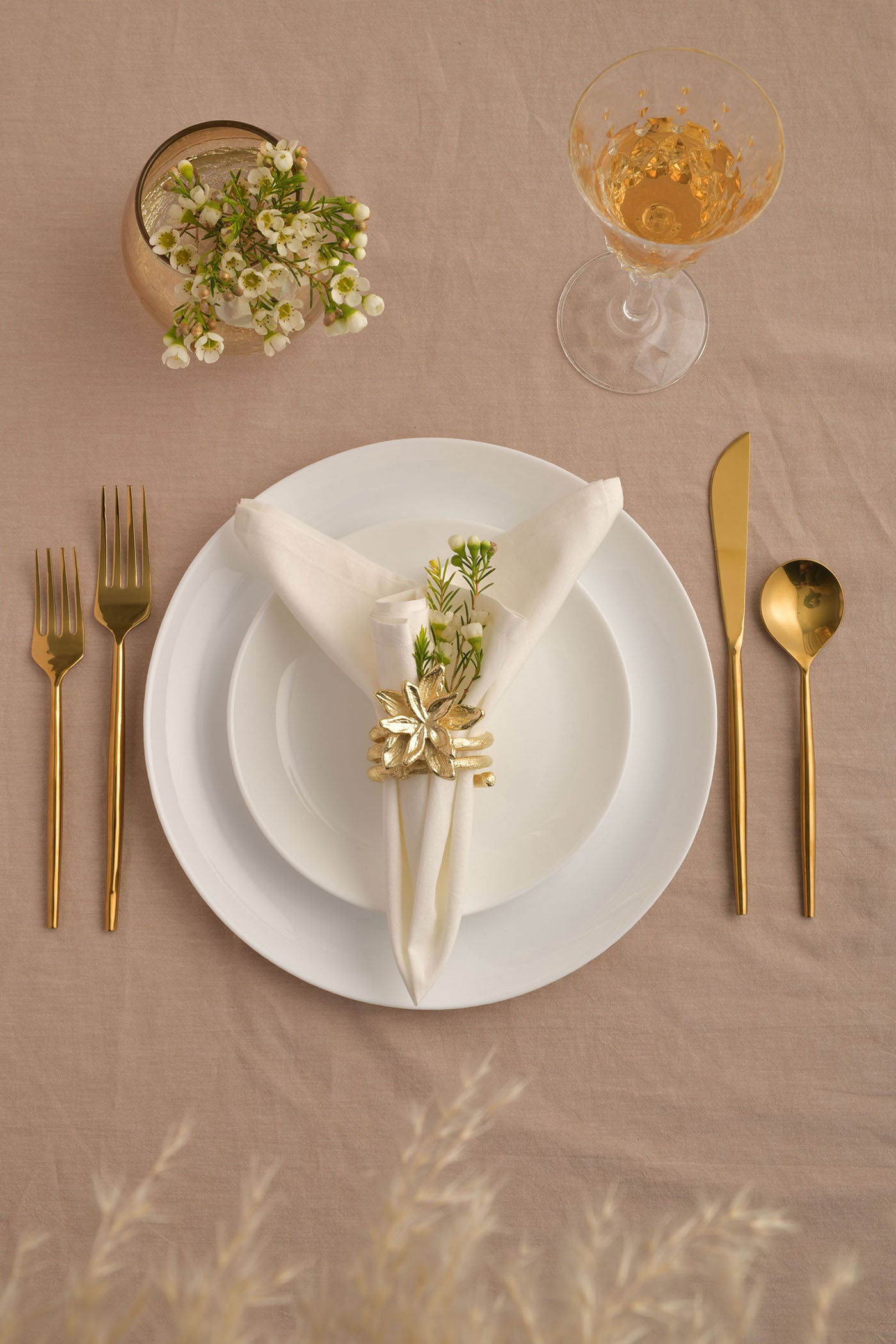 Kumudini Napkin Ring Holder