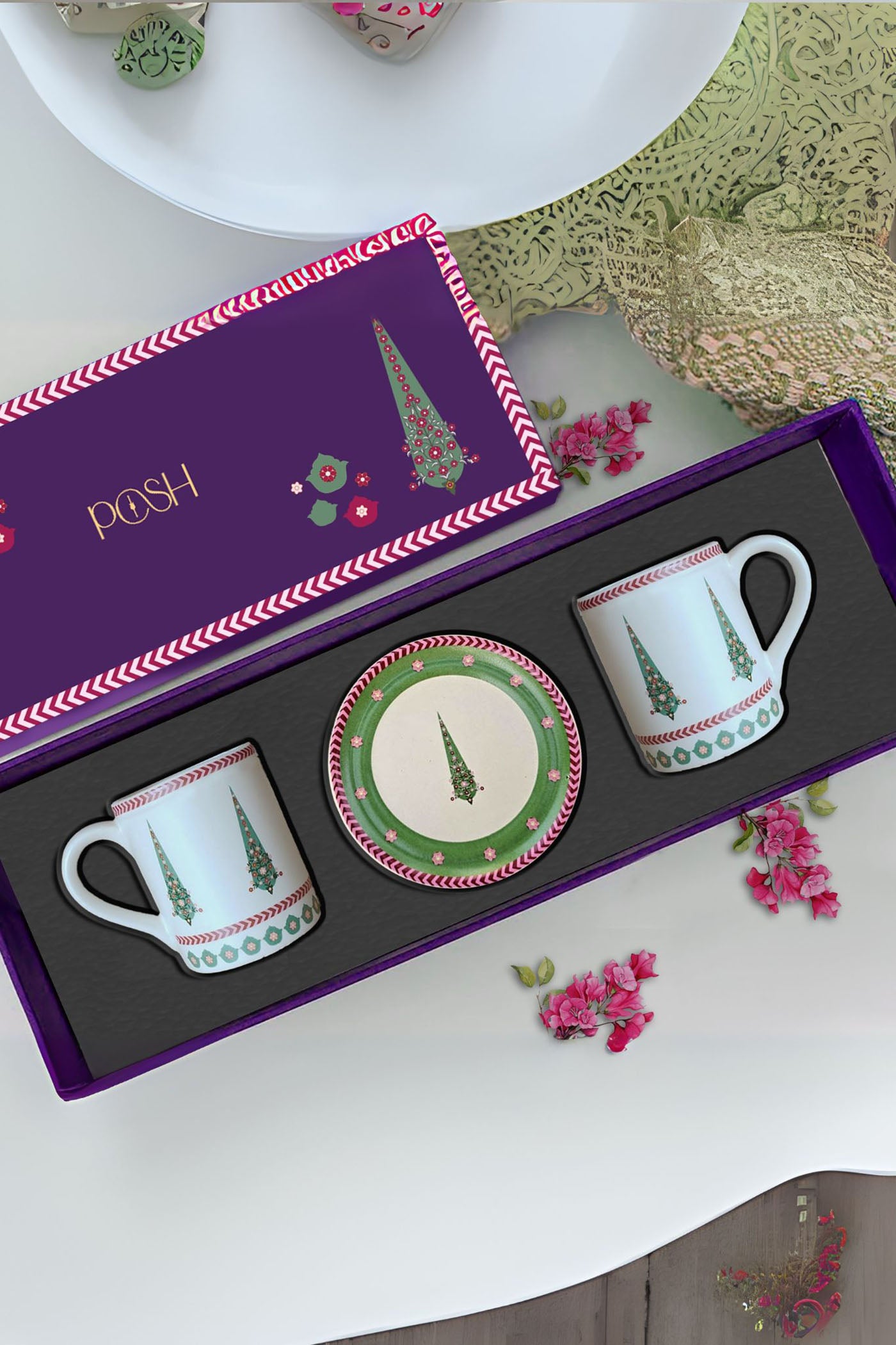 Rakhsha Bandhan Gift Hamper 2 Mugs , 2 Small Plates