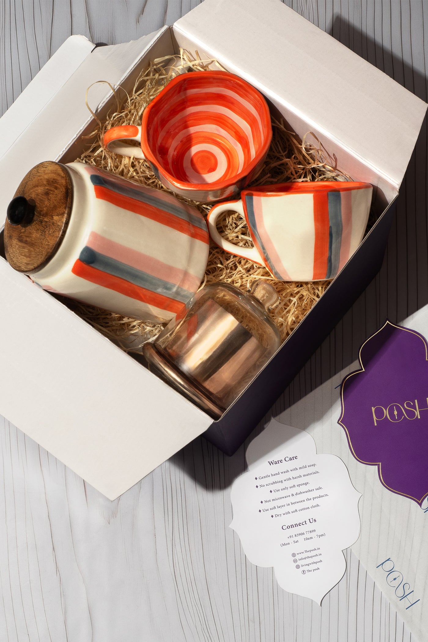Rakhsha Bandhan Gift Hamper set of 2 cups
With 1Jar