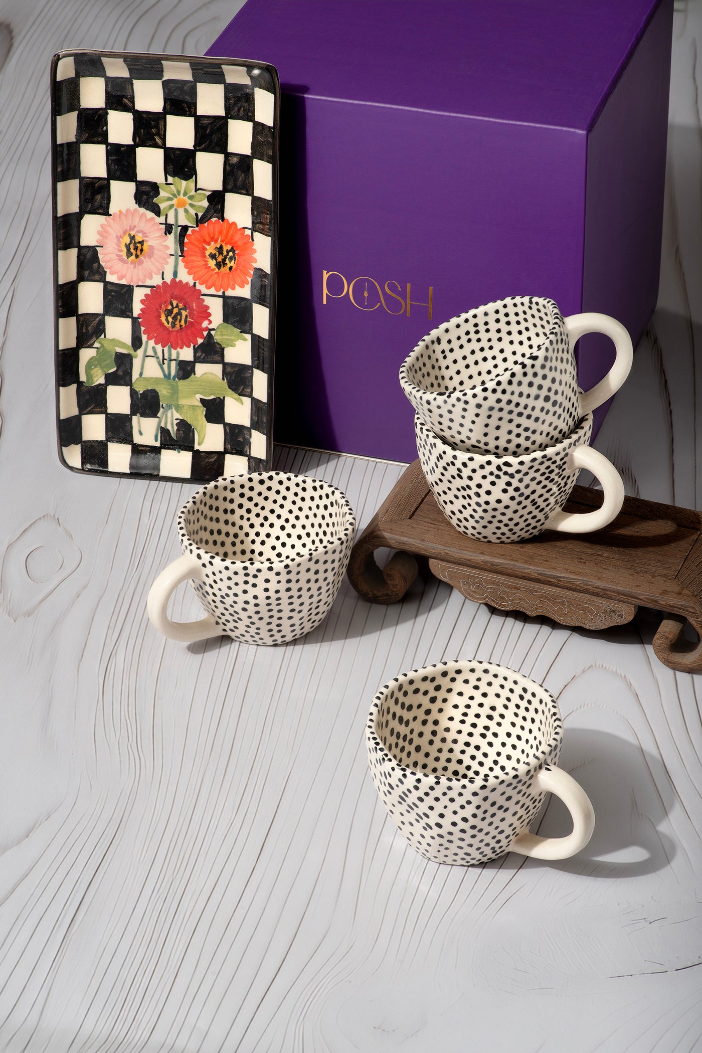 Rakhsha Bandhan Gift Hamper Checks Platter
With set of 4 Cups