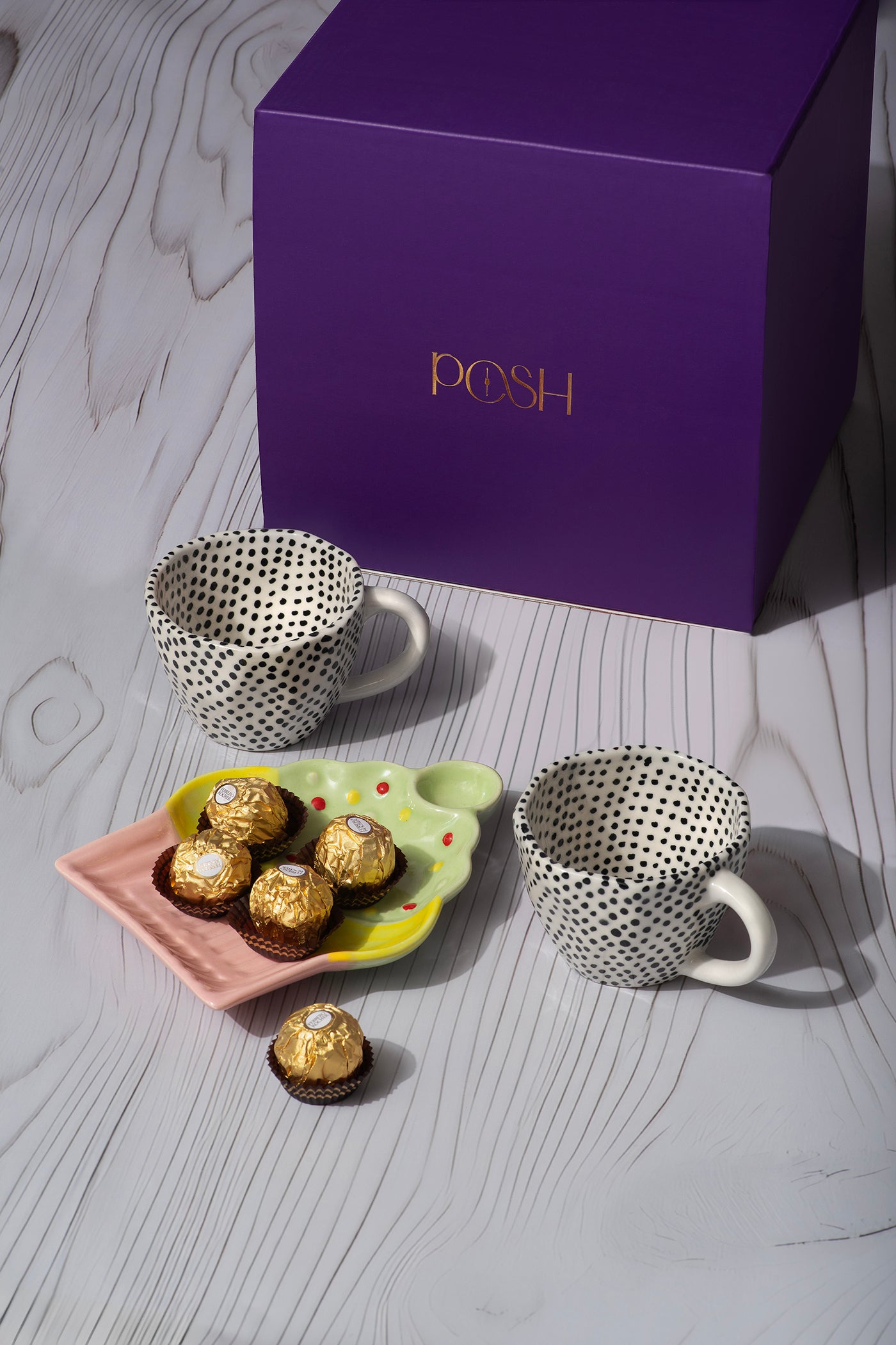 Rakhsha Bandhan Gift Hamper set of 2 Cups 
With Muffn Platter