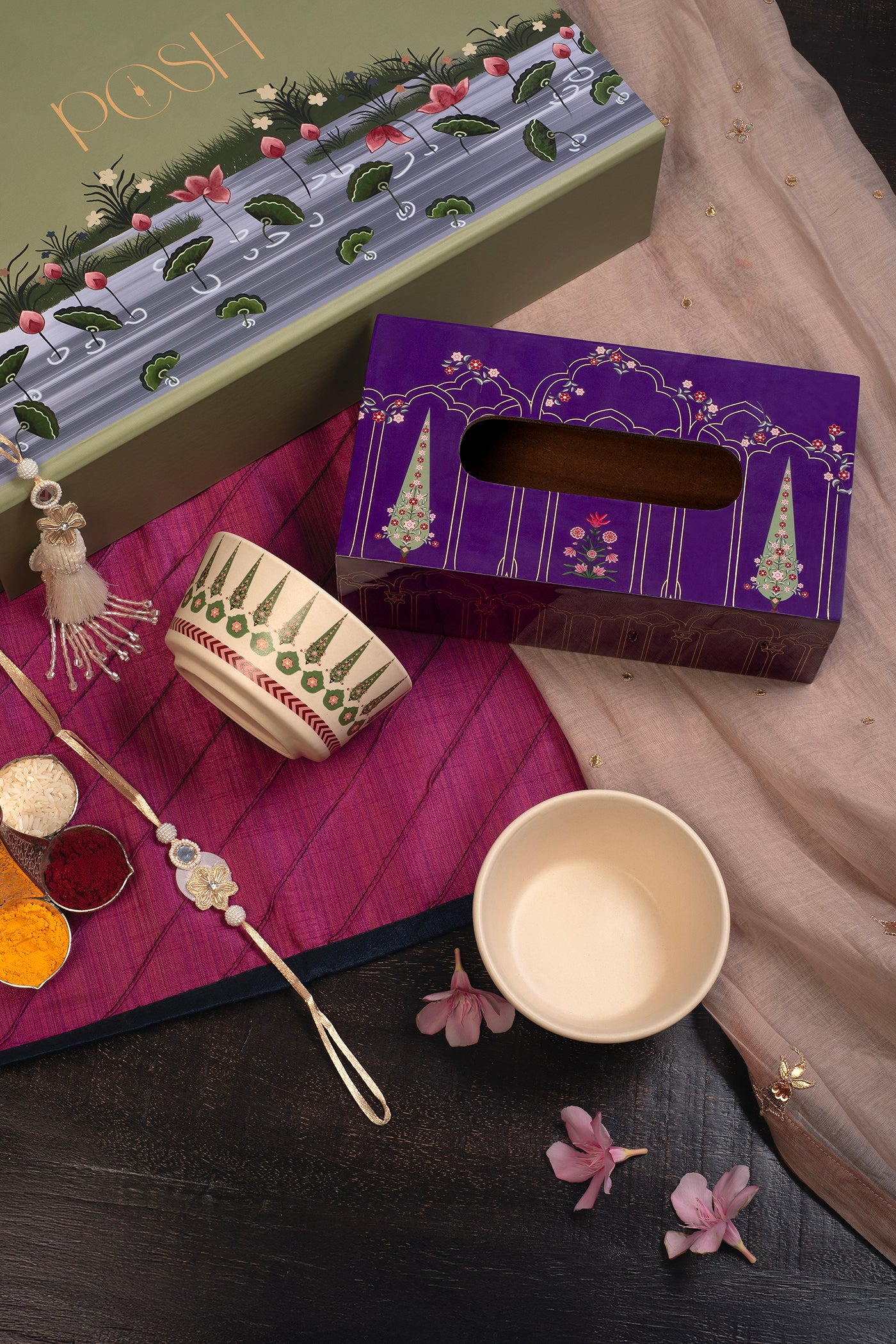 Rakhsha Bandhan Gift Hamper 1 Tissue Holder, 2 Snack Bowls