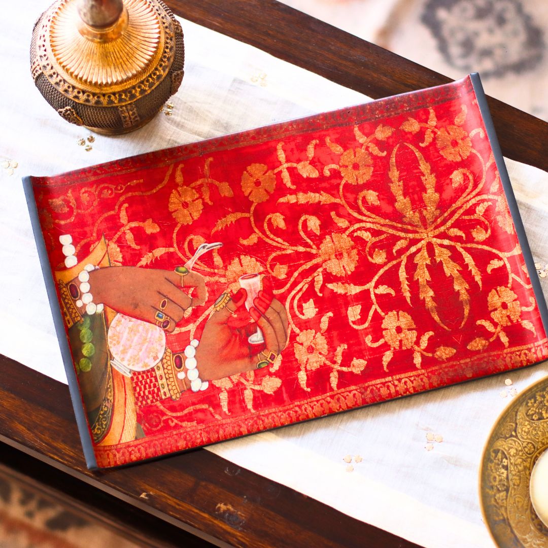 Amulya Red Tray - Gifting